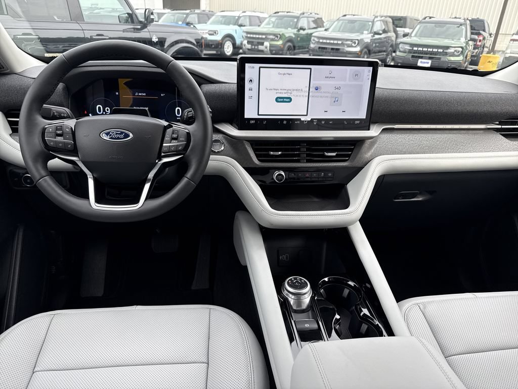 New 2026 Ford Explorer Platinum w/ LUX Leather Package AWD/4WD image 23