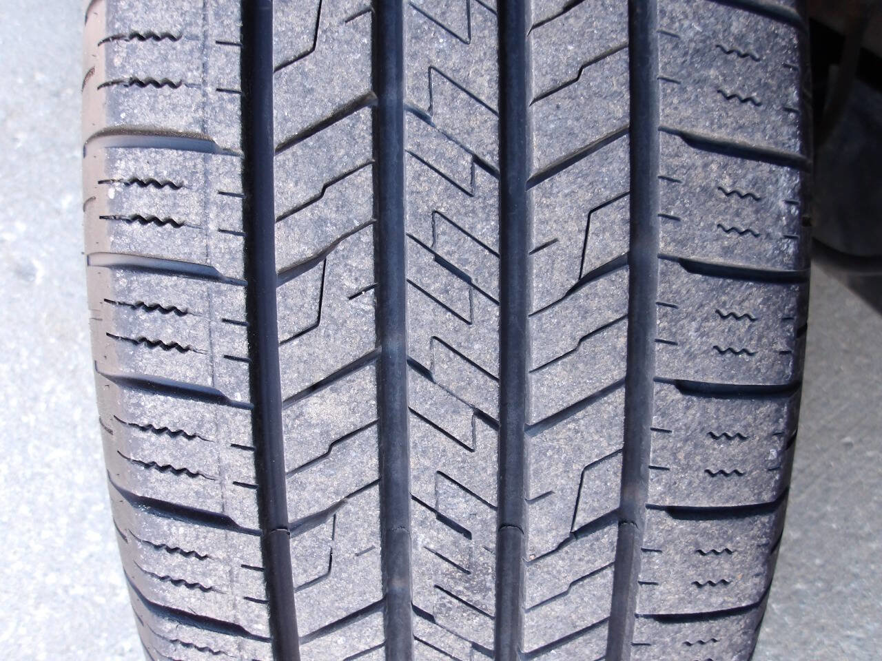 Used 2012 Jeep Compass Latitude w/ Sun/Sound Group image 8