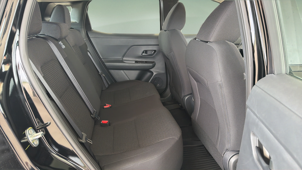 New 2026 Nissan Kicks S w/ Charging Package FWD image 15