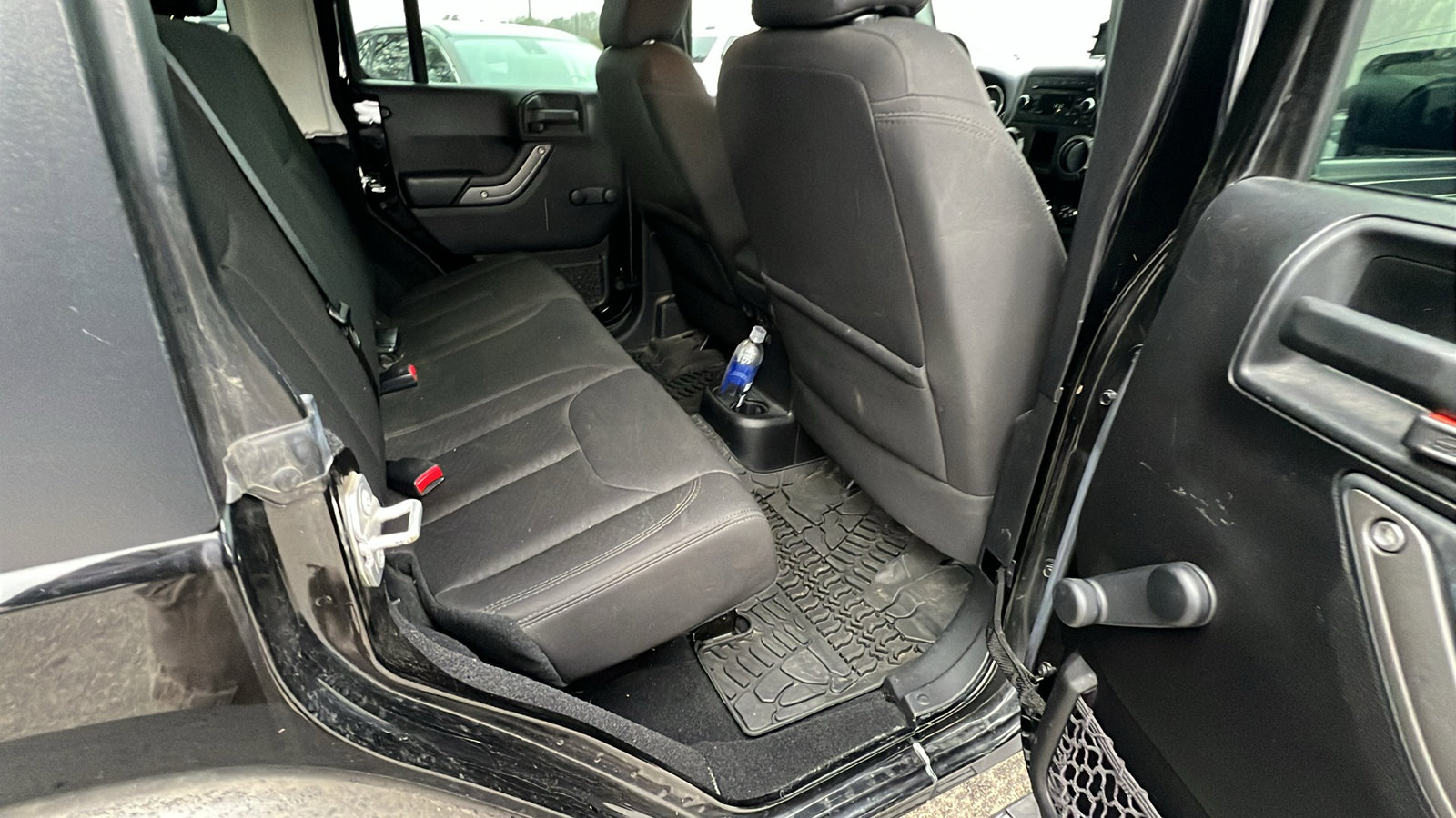 Used 2016 Jeep Wrangler Unlimited Sport w/ Max Tow Package image 21