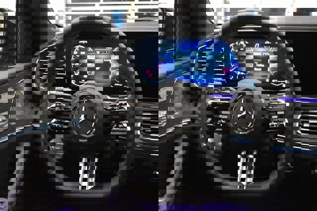 New 2026 Mercedes-Benz GLS 450 4MATIC image 26