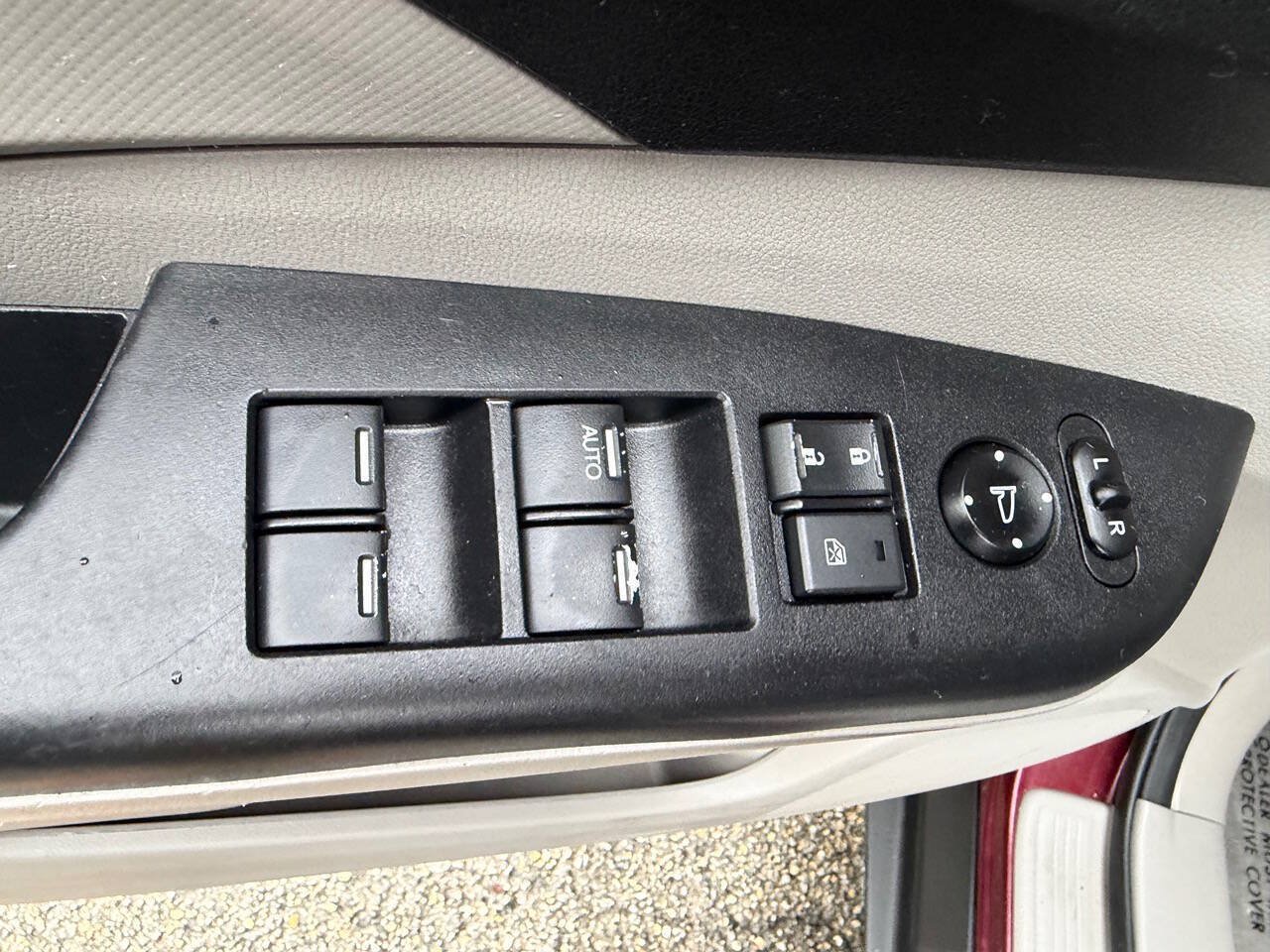 Used 2014 Honda CR-V LX image 21