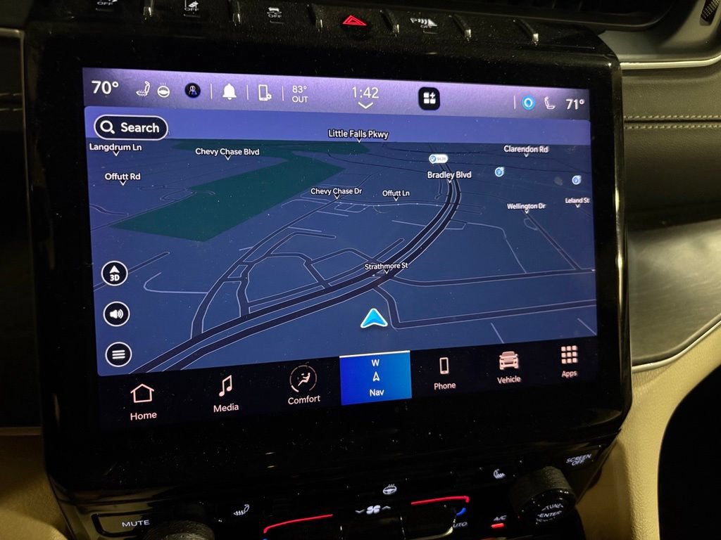 Used 2022 Jeep Grand Cherokee Limited AWD/4WD image 18
