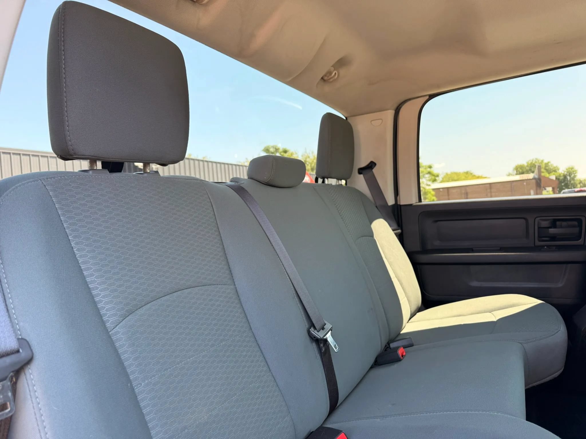 Used 2015 RAM 2500 Tradesman w/ Chrome Appearance Group AWD/4WD image 28