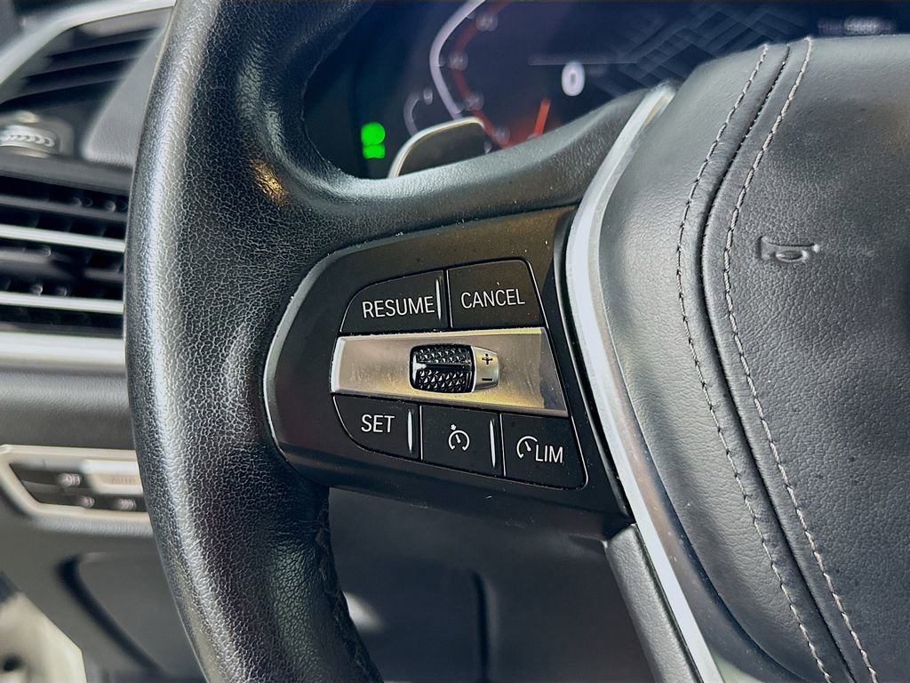 Used 2022 BMW X5 xDrive40i w/ Executive Package AWD/4WD image 23