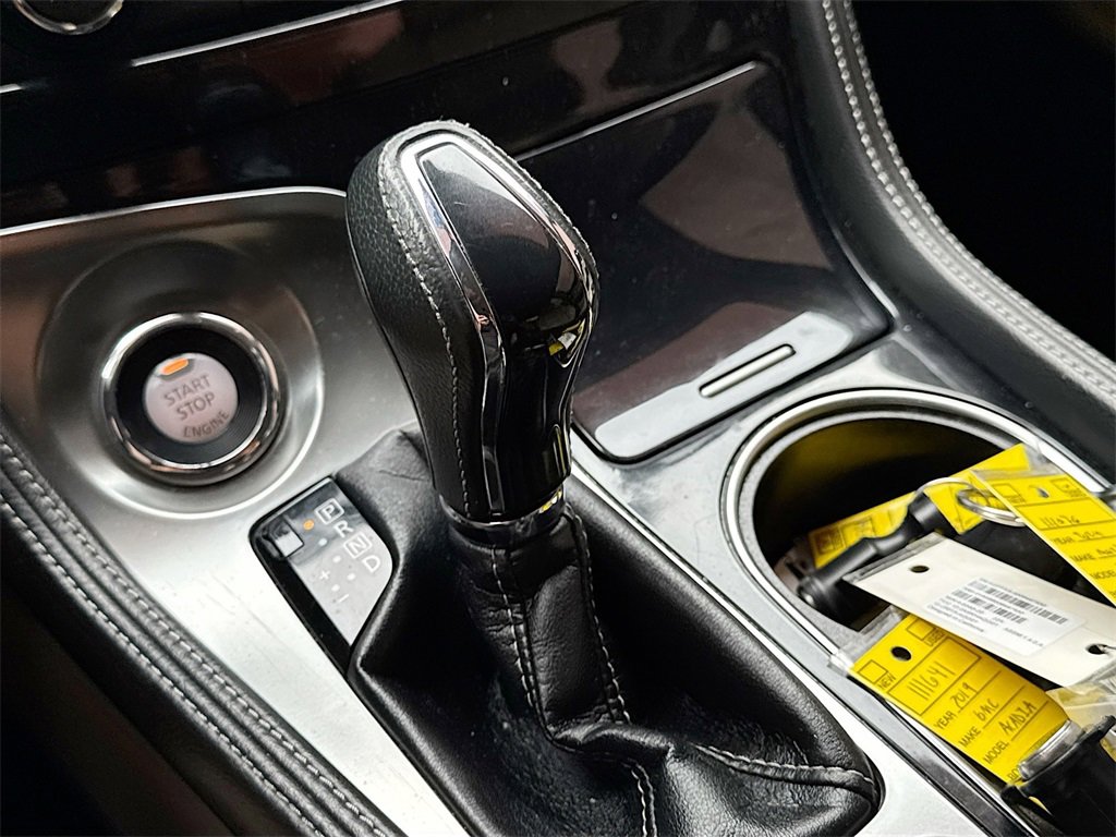 Used 2017 Nissan Maxima Platinum image 17