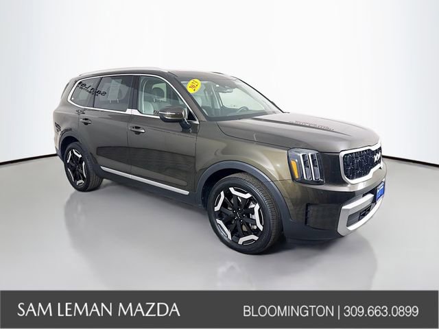 Used 2023 Kia Telluride EX w/ EX Captain's Chair Package
