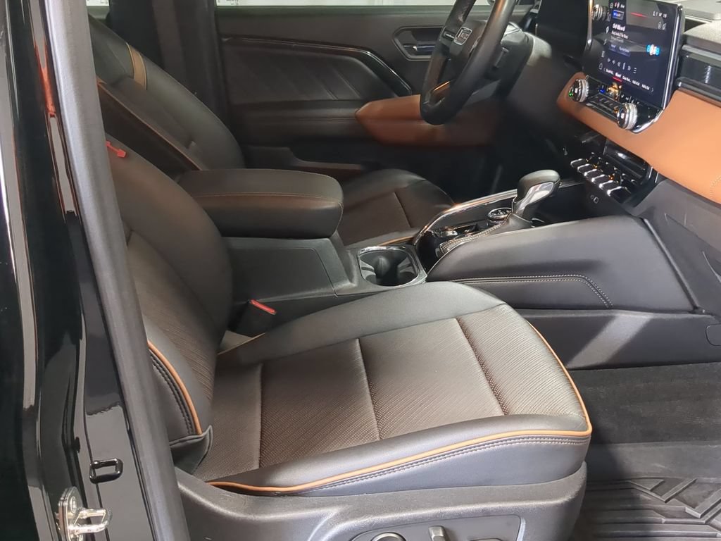 Used 2023 GMC Canyon AT4 w/ AT4 Premium Package AWD/4WD image 27