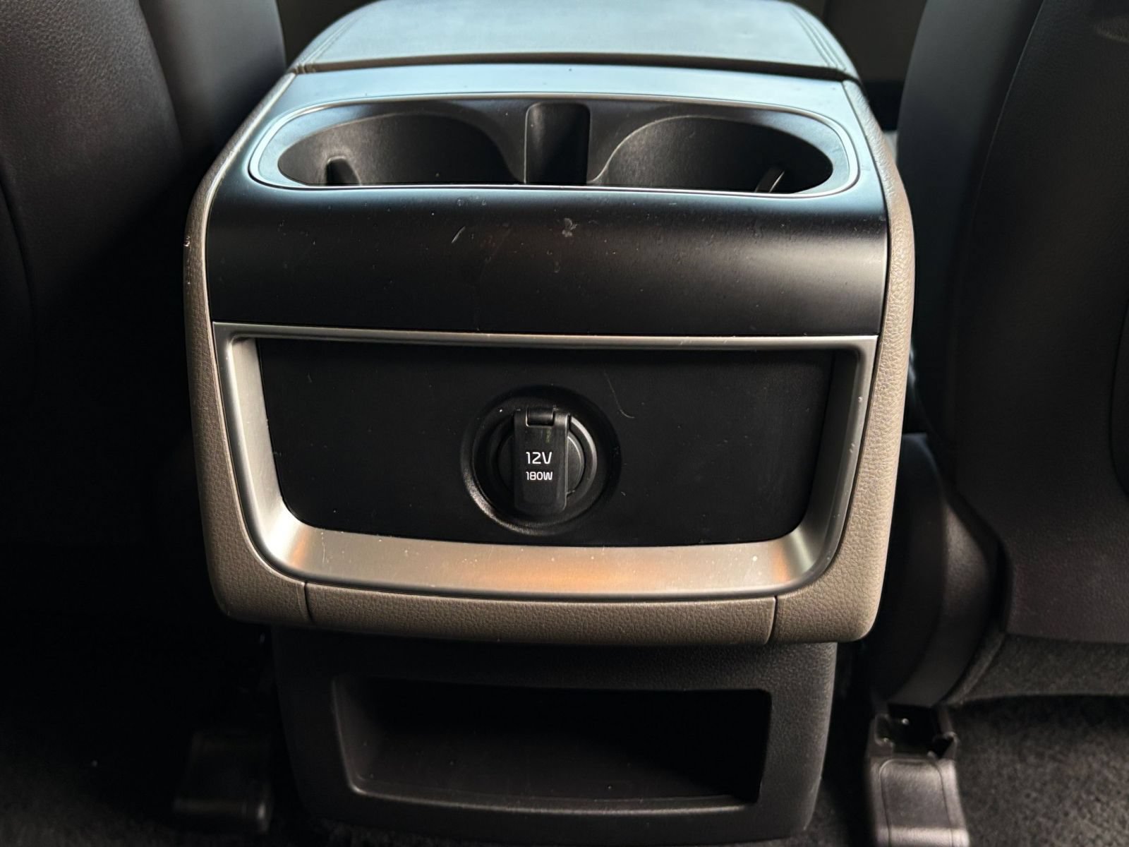 Used 2026 Kia Carnival FWD image 24