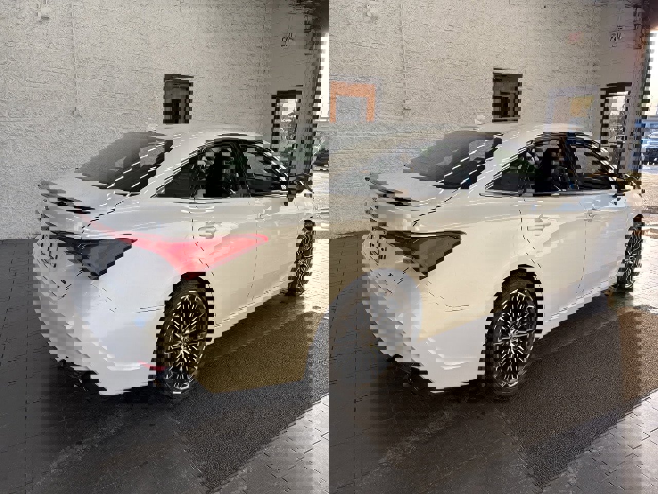 Certified 2020 Toyota Avalon XSE image 8