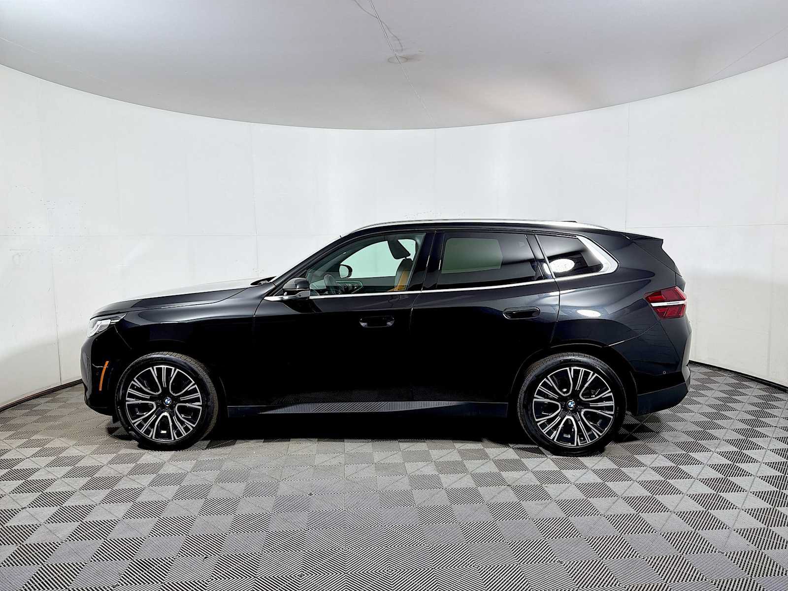 Used 2026 BMW X3 xDrive30i w/ Premium Package AWD/4WD image 4