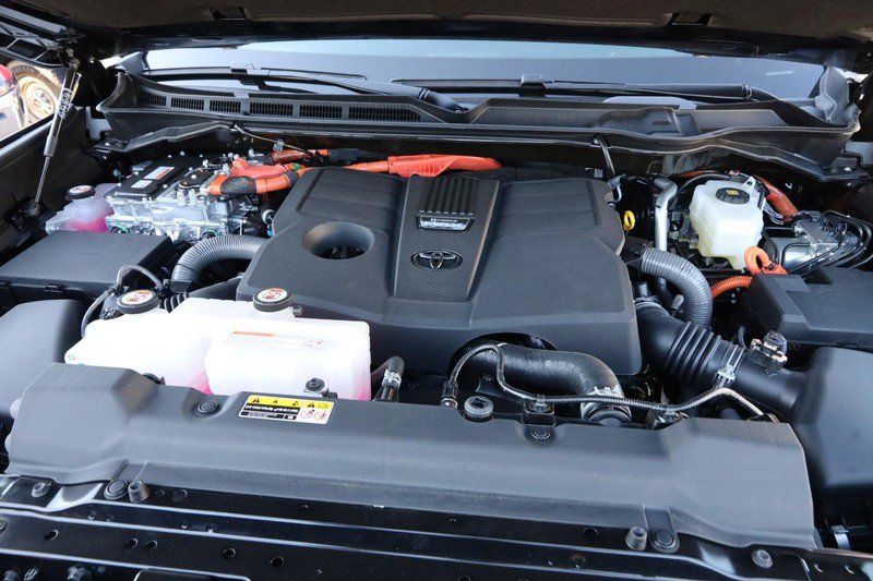 New 2026 Toyota Tundra Platinum image 25