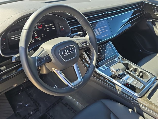 Used 2025 Audi Q7 3.0T Premium Plus image 17