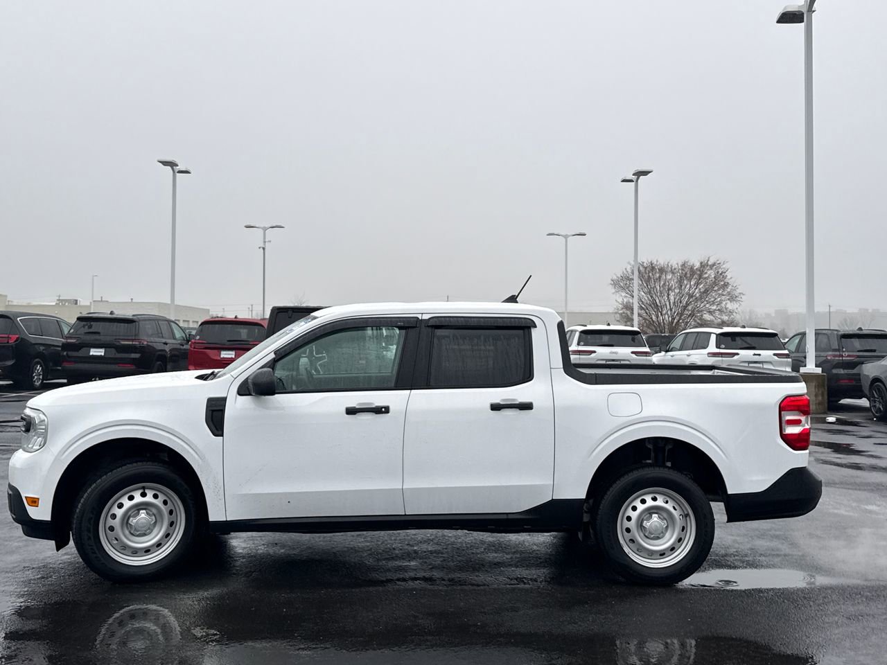 Used 2023 Ford Maverick XL image 6