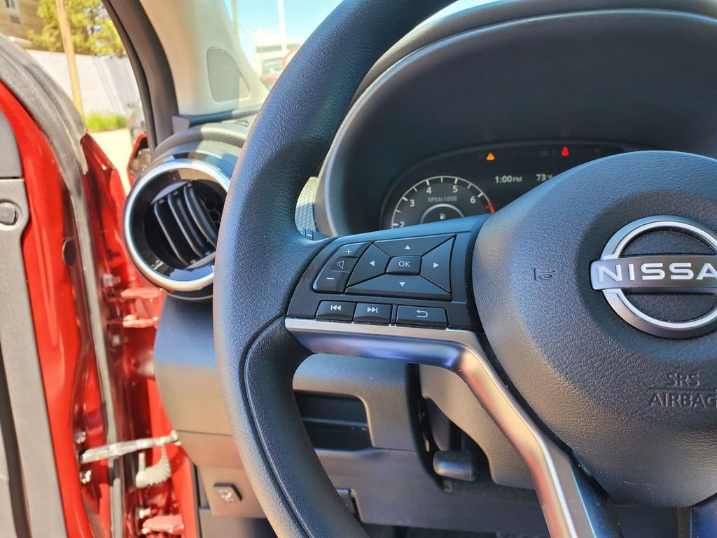 Used 2024 Nissan Kicks SV w/ Interior Electronics Package FWD image 18