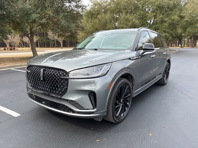 Certified 2025 Lincoln Aviator Reserve w/ Equipment Group 201A image 7