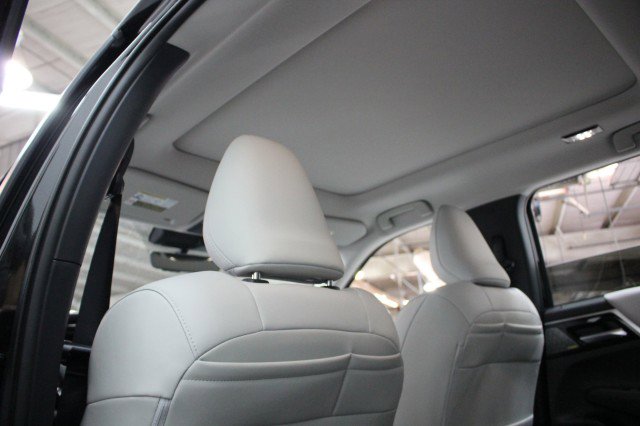 New 2026 Mitsubishi Outlander SE image 23