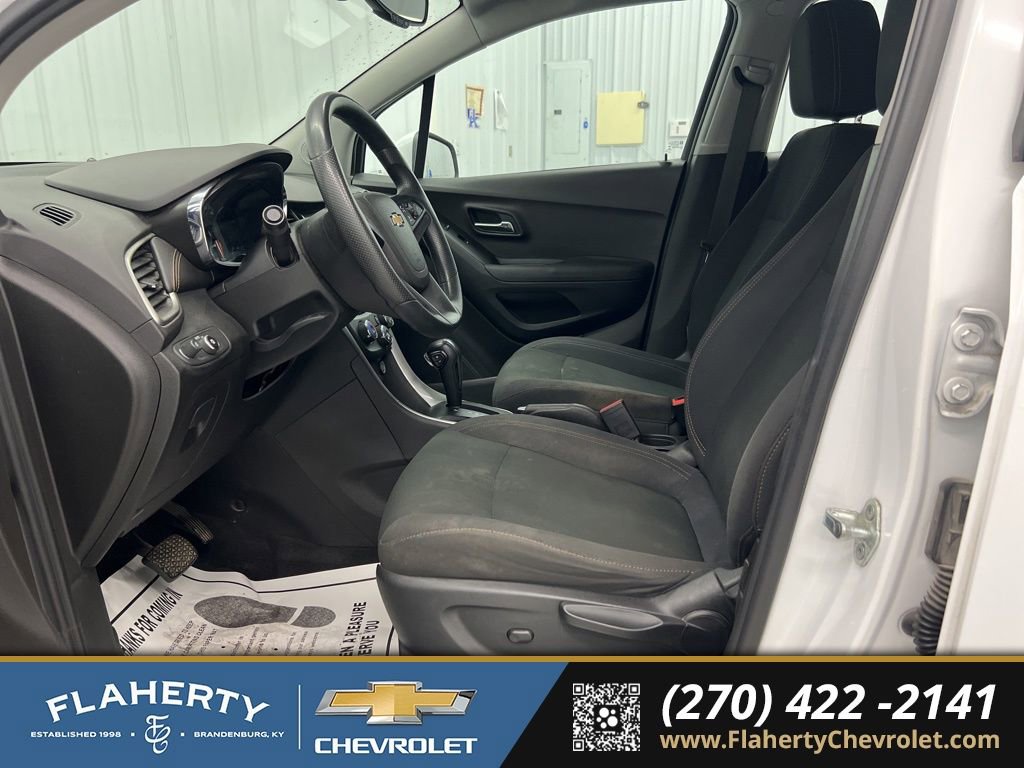 Used 2017 Chevrolet Trax LS image 9