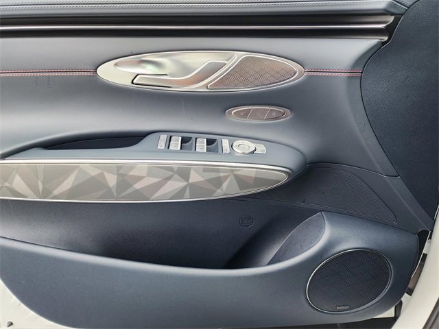 Used 2025 Genesis GV70 3.5T Sport w/ Sport Advanced Package image 23