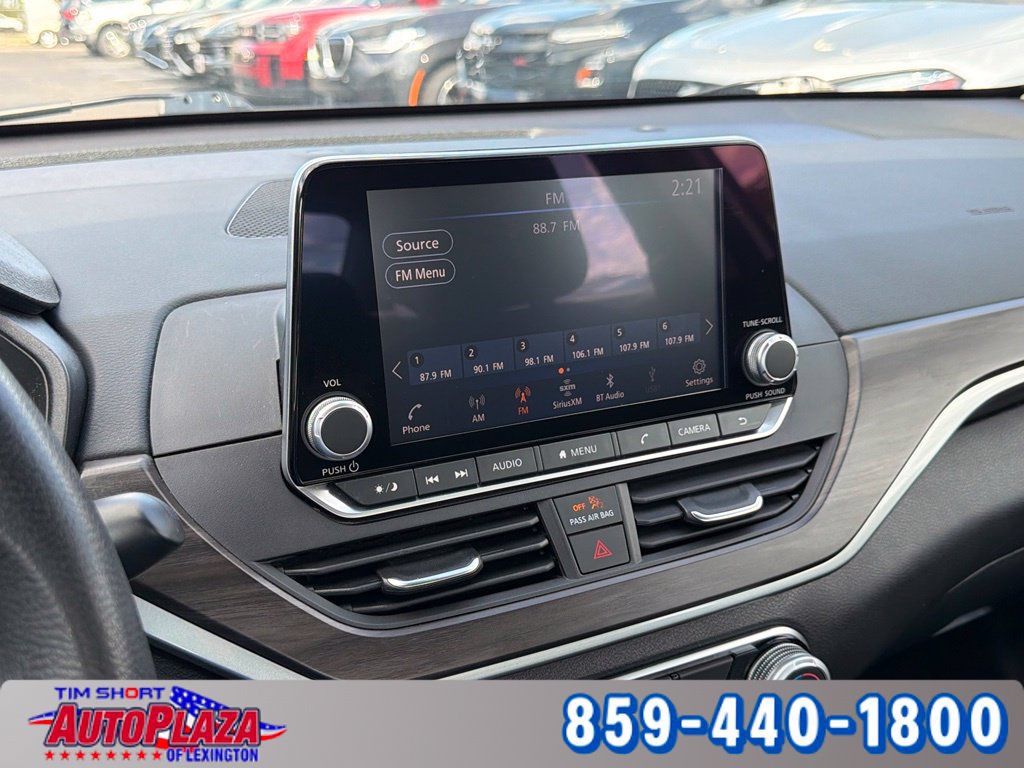 Used 2024 Nissan Altima 2.5 SV AWD/4WD image 23