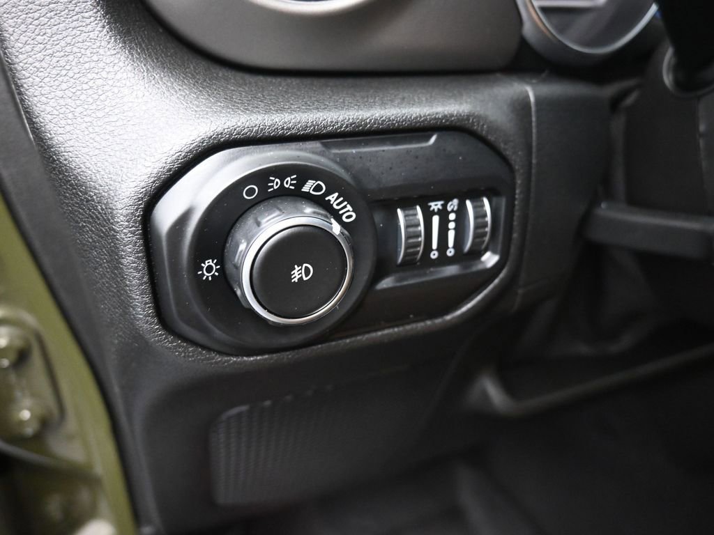 Used 2021 Jeep Wrangler Unlimited Rubicon image 13