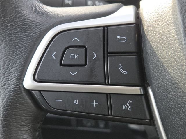 Used 2024 Toyota Sienna XLE image 12