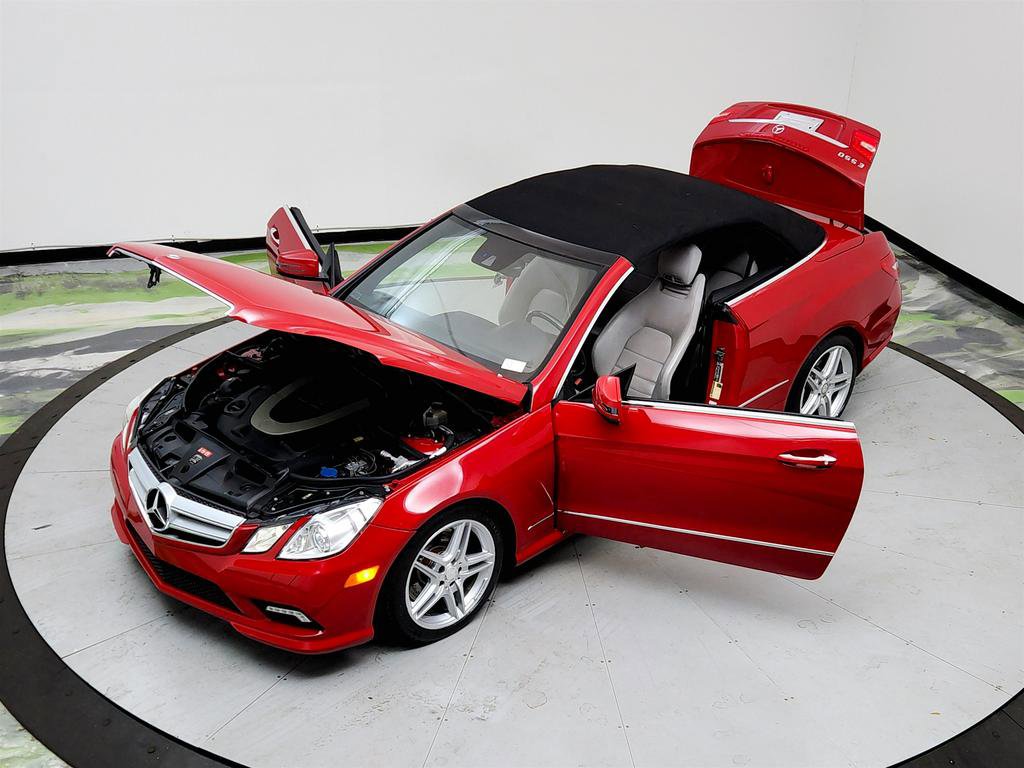 Used 2011 Mercedes-Benz E 550 Cabriolet image 34