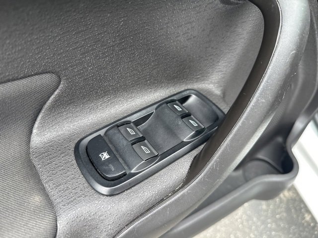 Used 2019 Ford Fiesta SE image 9