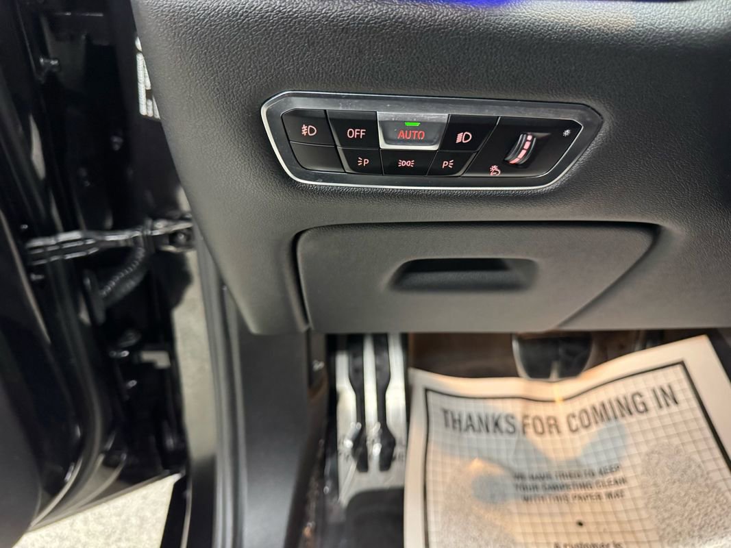 Used 2019 BMW X5 xDrive50i w/ M Sport Package image 23