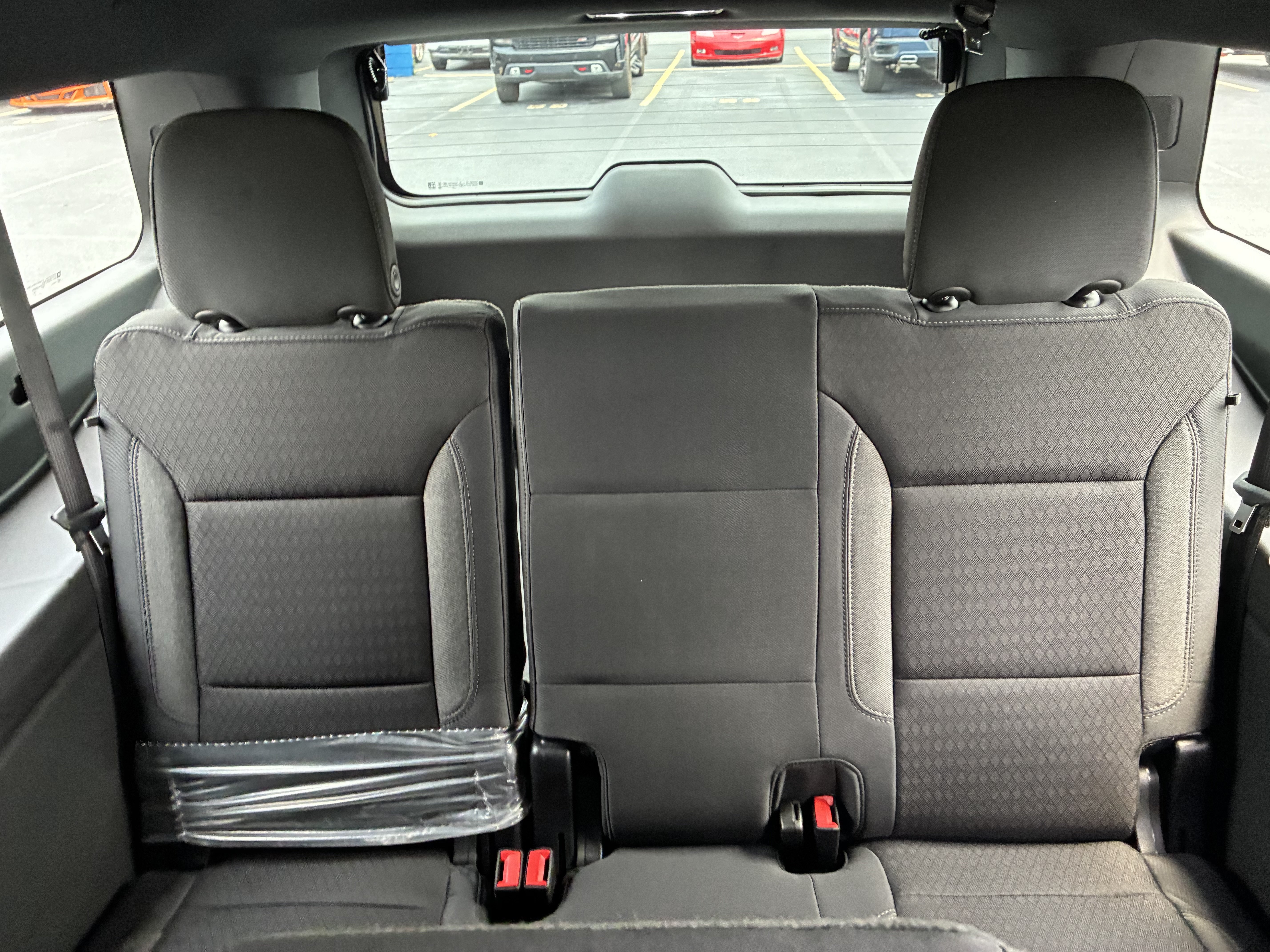 New 2026 Chevrolet Suburban LS w/ Max Trailering Package RWD image 17