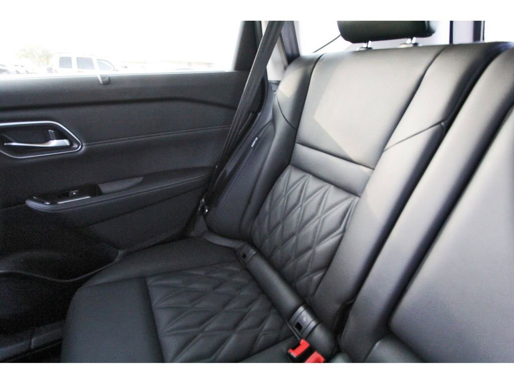 New 2026 Nissan Rogue Platinum w/ Platinum Premium Package image 10