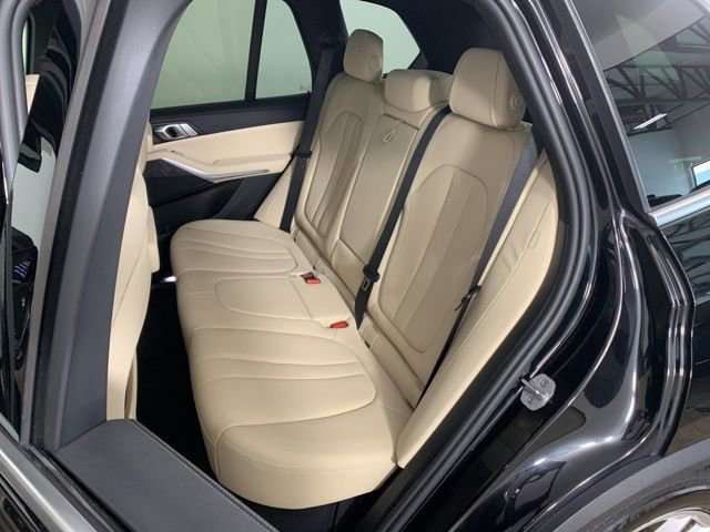 Used 2021 BMW X5 xDrive40i w/ Convenience Package image 35