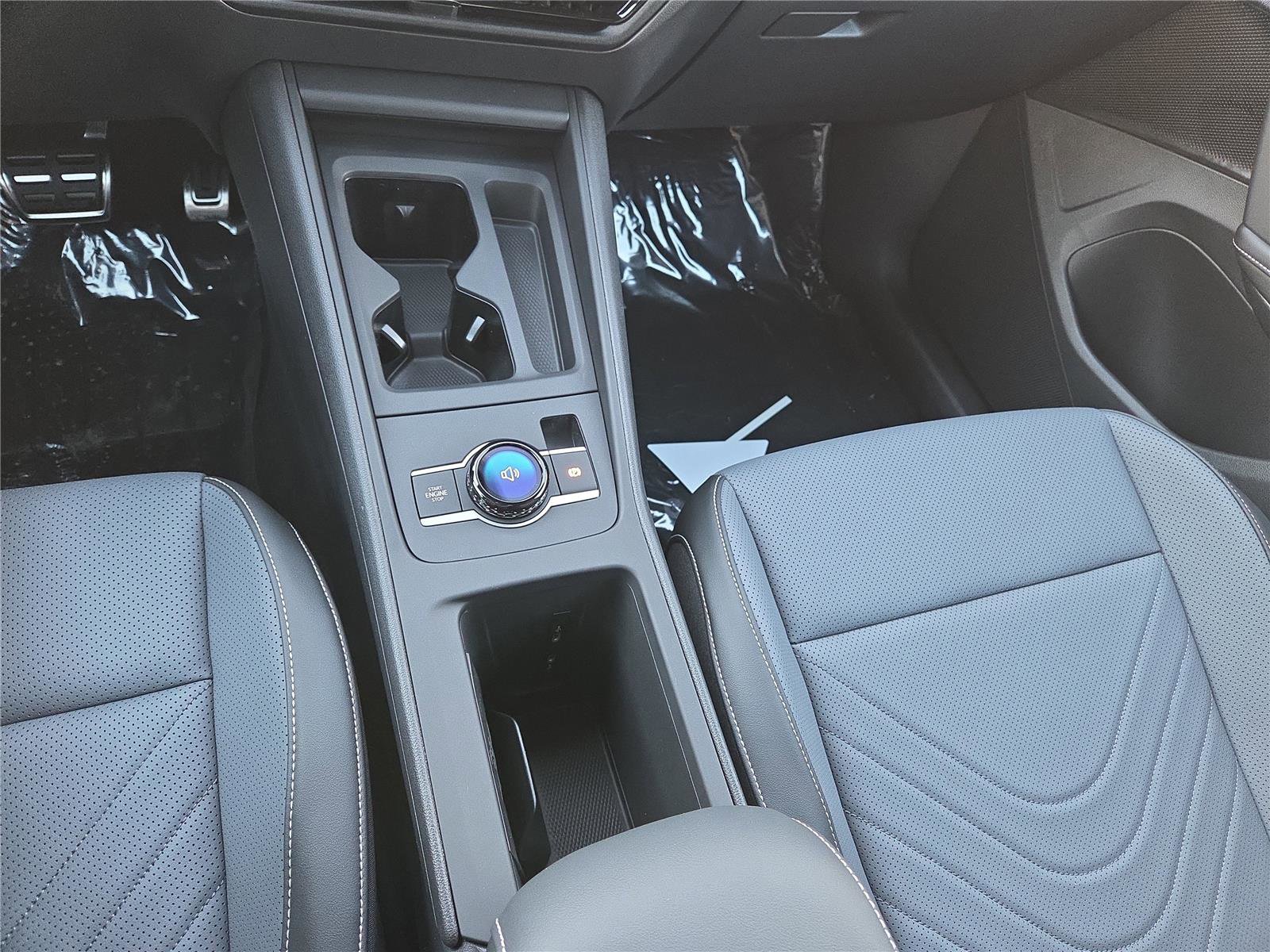 New 2026 Volkswagen Tiguan SE R-Line image 21