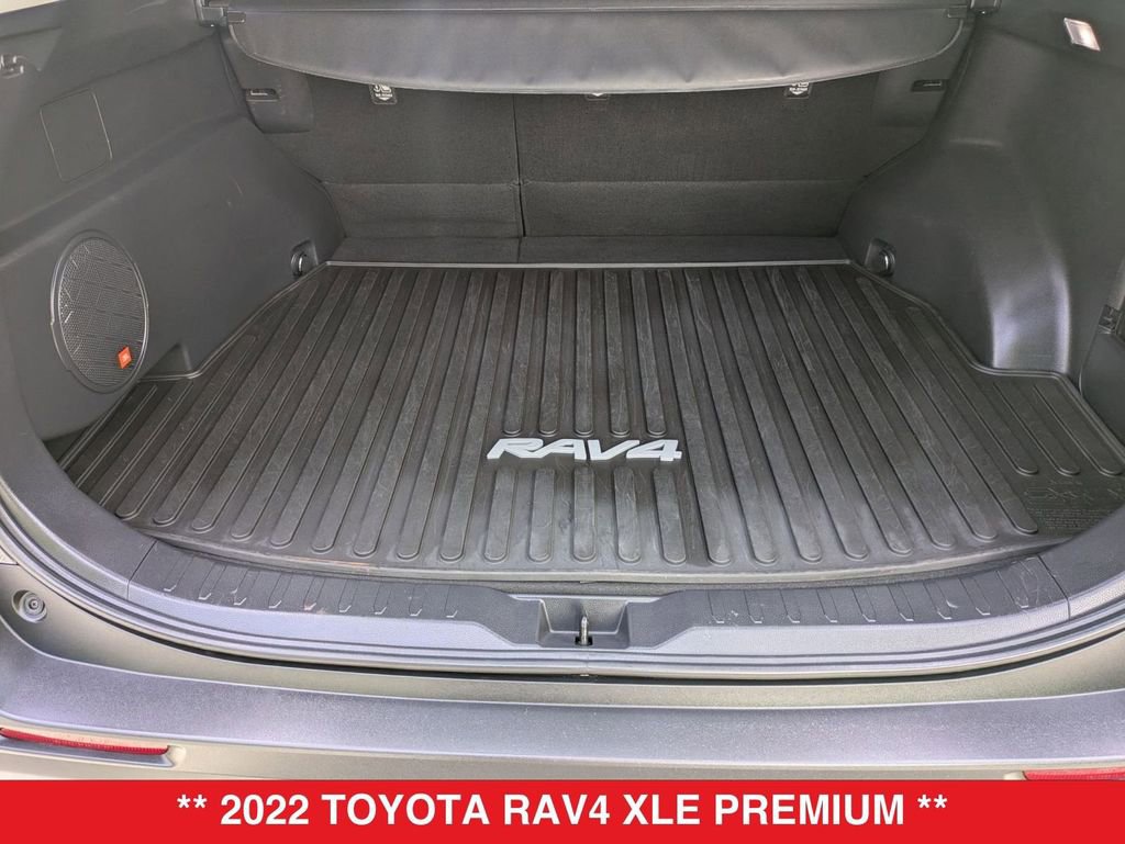 Used 2022 Toyota RAV4 XLE Premium image 48