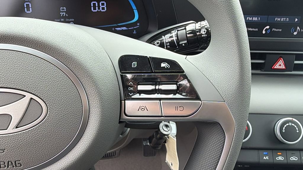 New 2026 Hyundai Elantra SE image 28