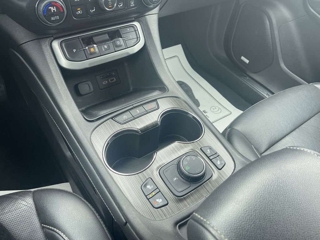 Used 2023 GMC Acadia SLT image 23
