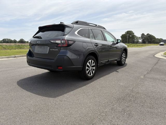 Used 2024 Subaru Outback Premium AWD/4WD image 5