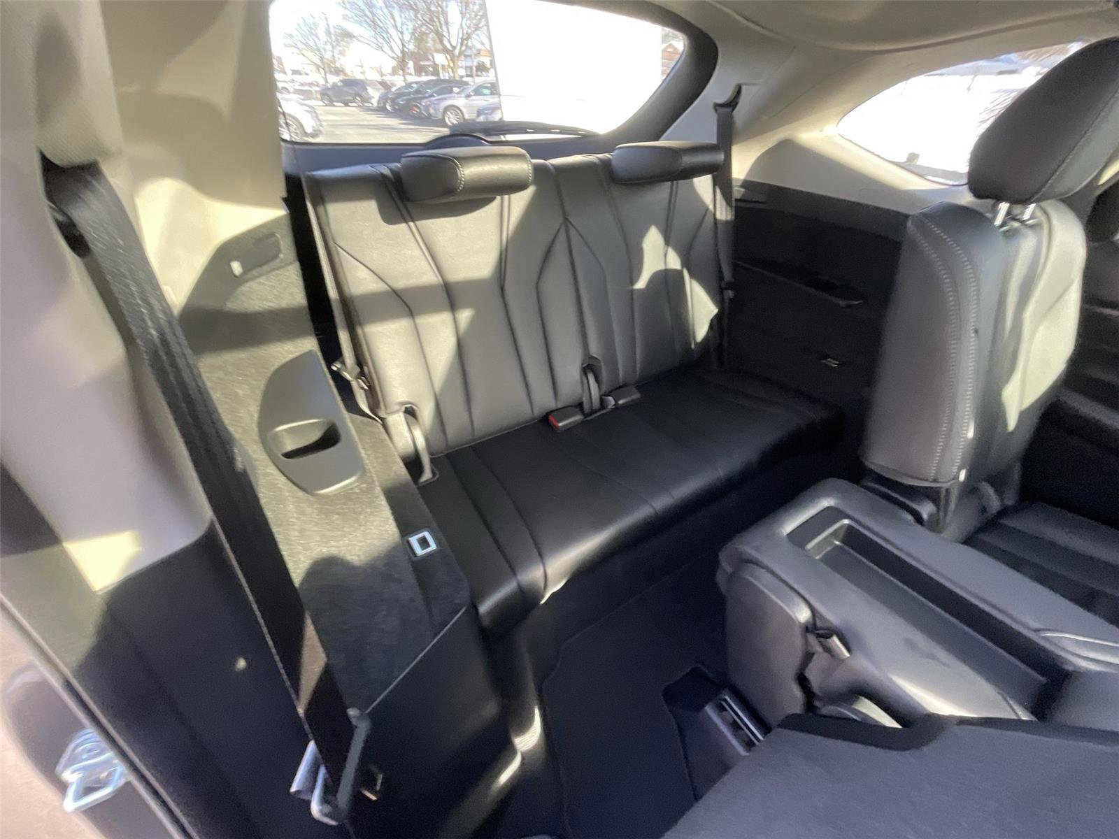 Used 2023 Acura MDX SH-AWD w/ Technology Package image 24