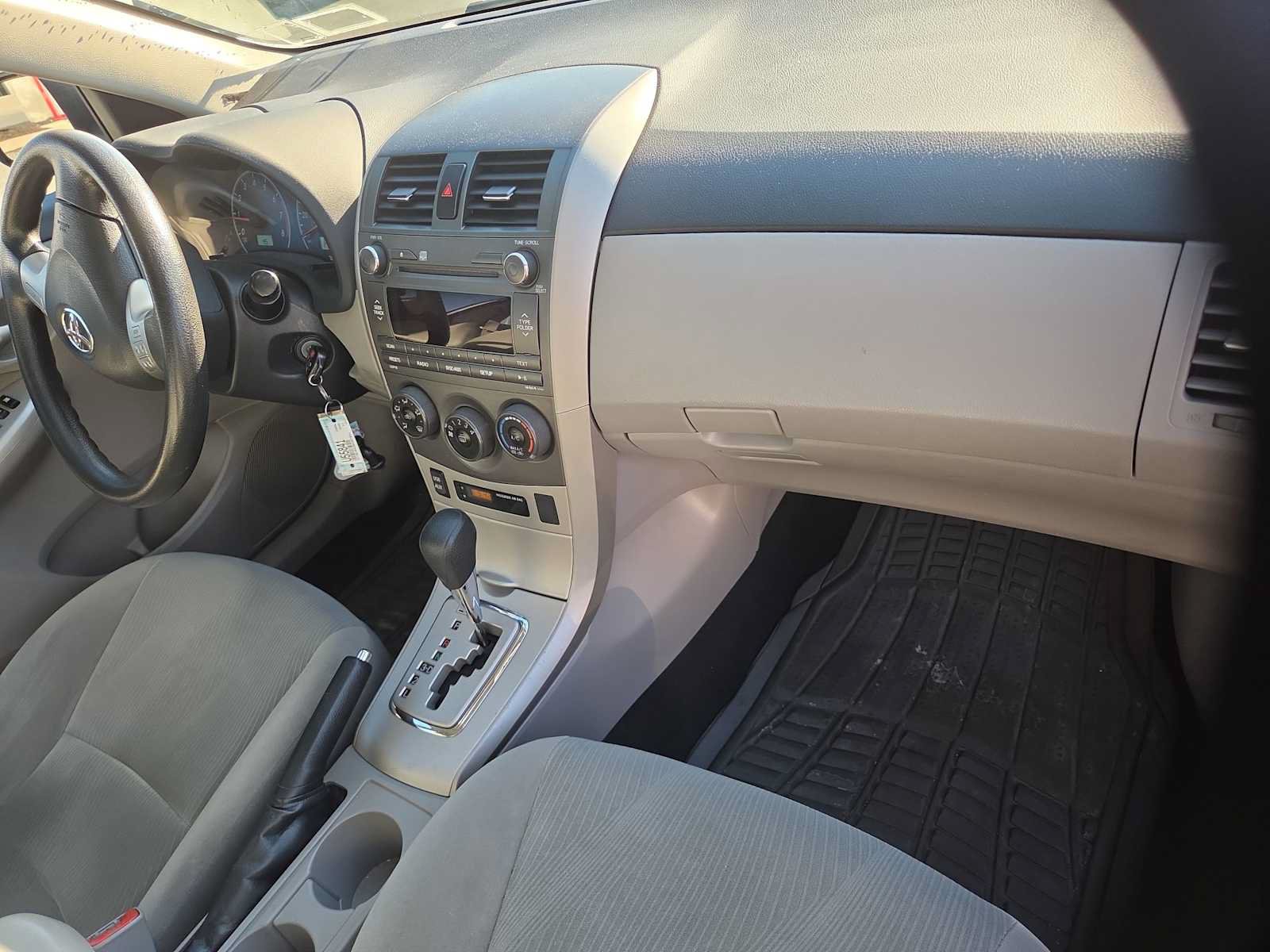 Used 2011 Toyota Corolla LE FWD image 20