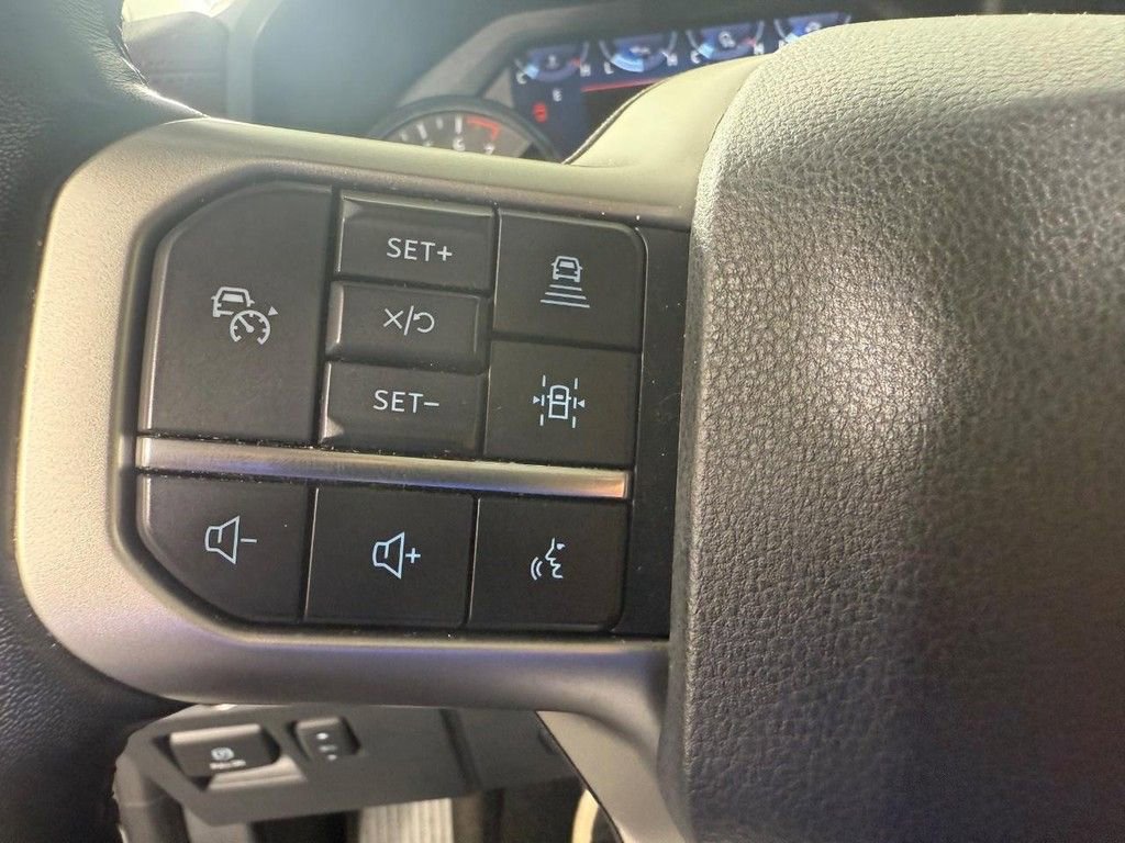 Used 2023 Ford Expedition Max Limited image 23