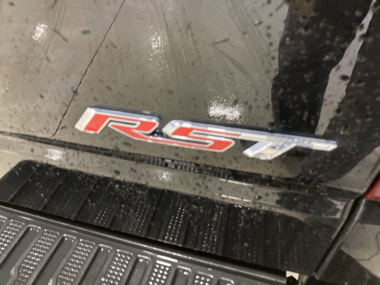 Used 2023 Chevrolet Silverado 1500 RST AWD/4WD image 10