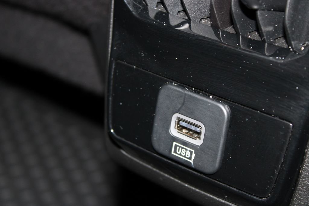 Used 2025 Jeep Compass Trailhawk image 31