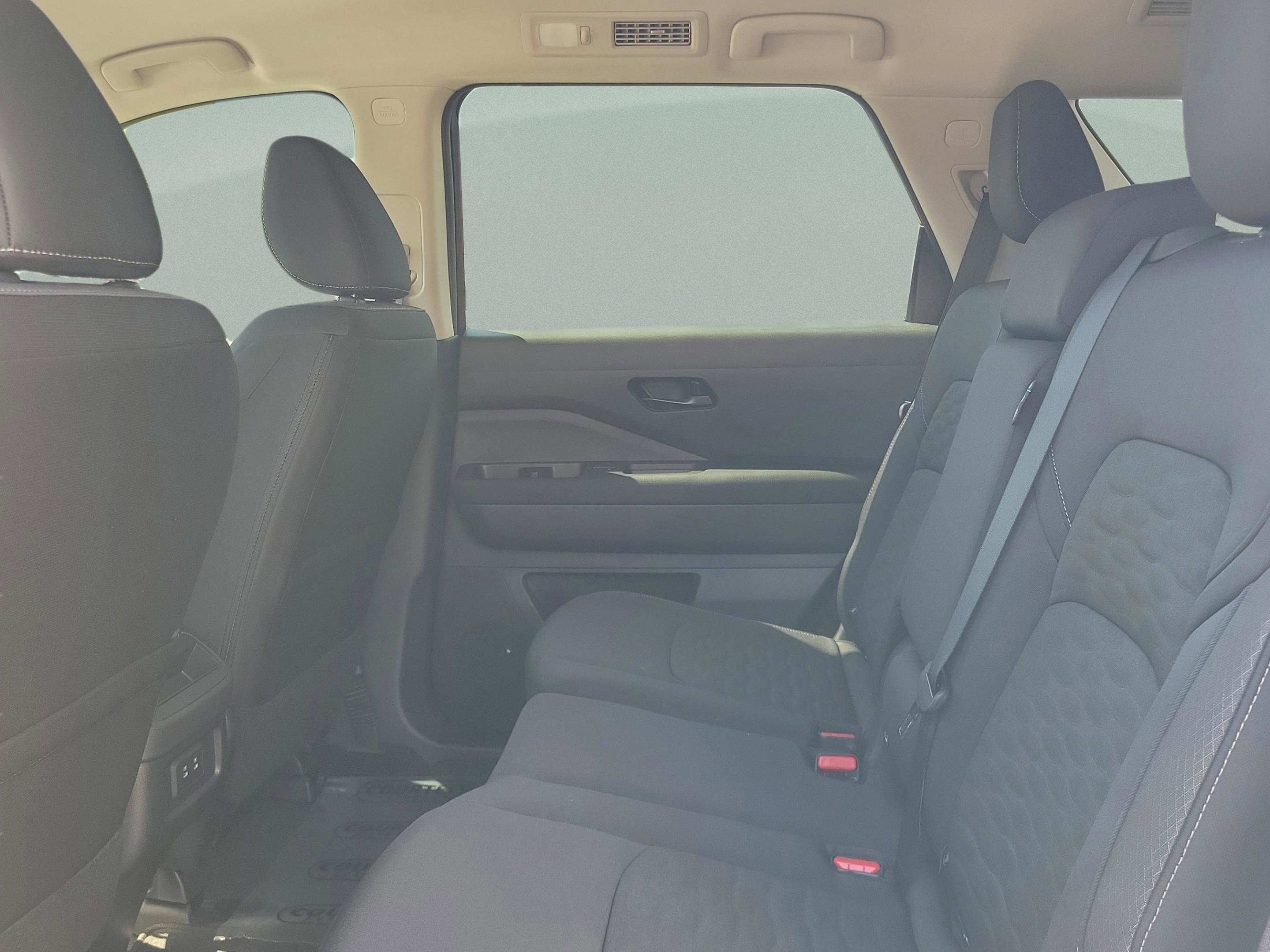 New 2026 Nissan Pathfinder SV image 11