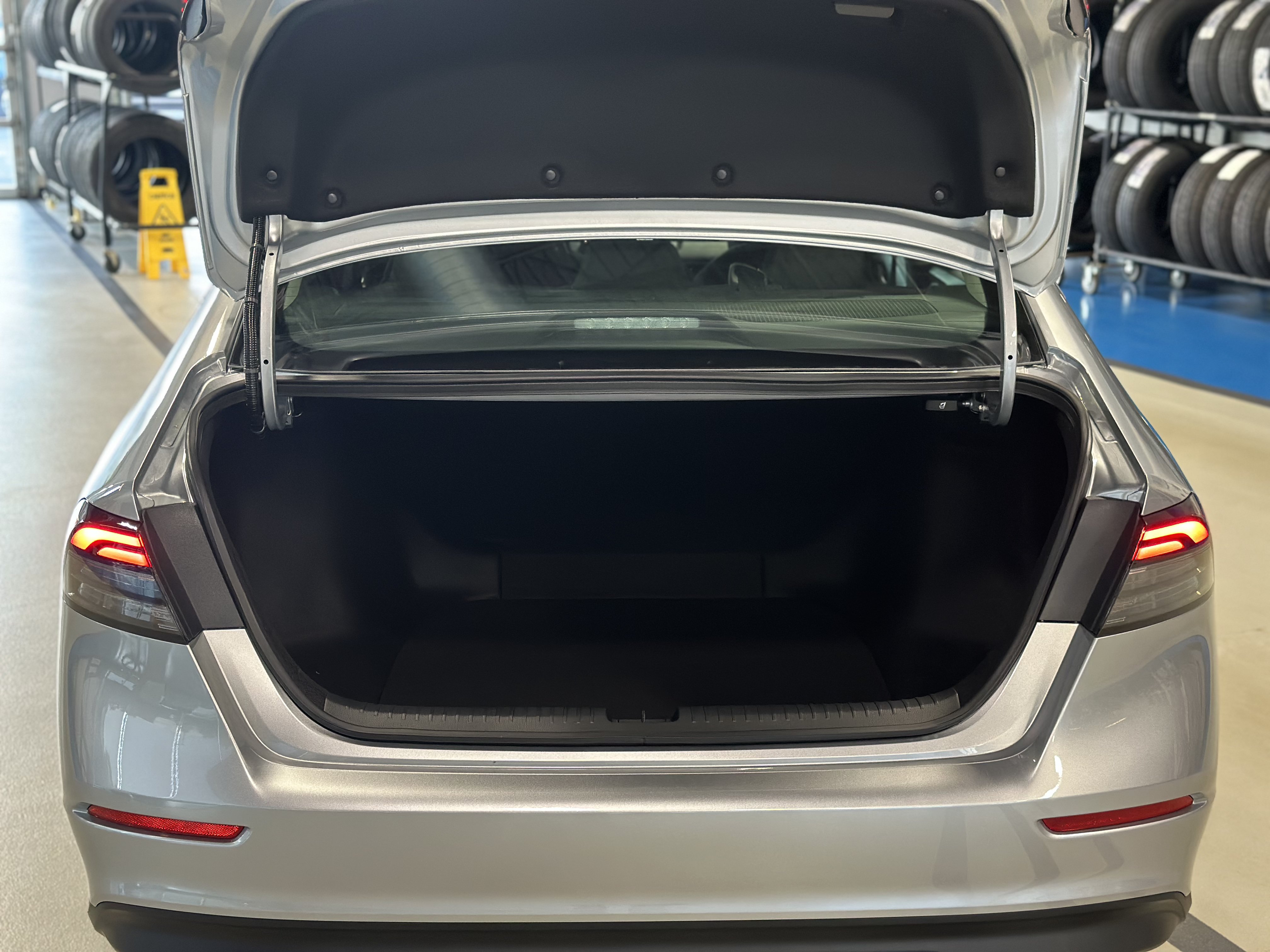 New 2026 Honda Accord LX image 7