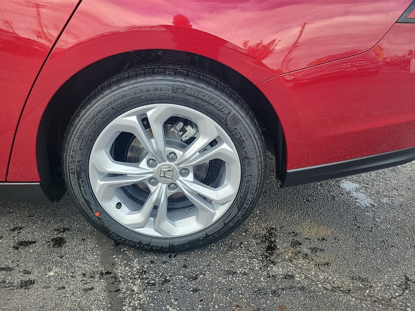 New 2025 Honda Accord LX image 9