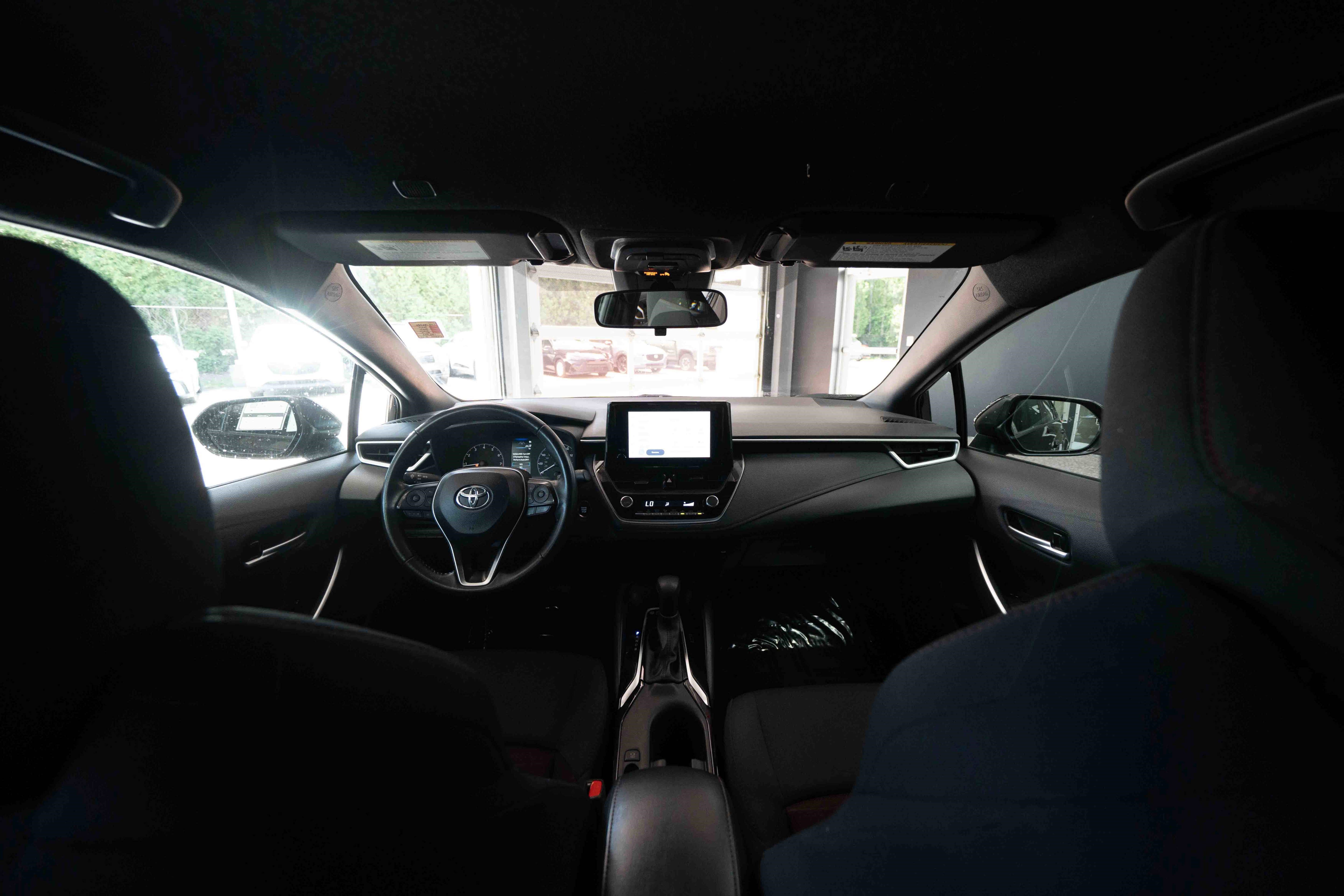 Used 2024 Toyota Corolla SE FWD image 19
