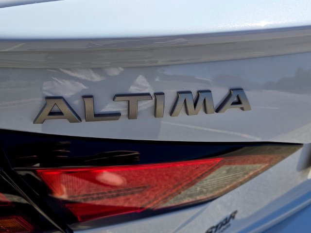 New 2026 Nissan Altima 2.5 SR w/ SR Premium Package FWD image 11