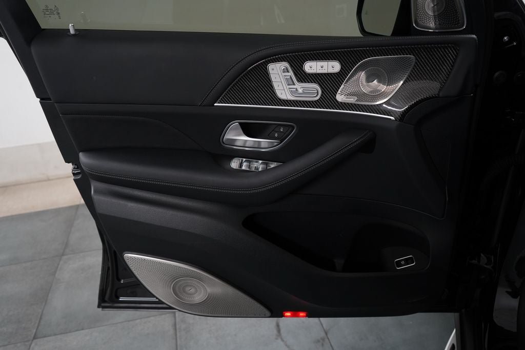 Used 2025 Mercedes-Benz GLS 63 AMG 4MATIC image 26