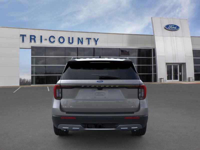 New 2026 Ford Explorer Active image 5