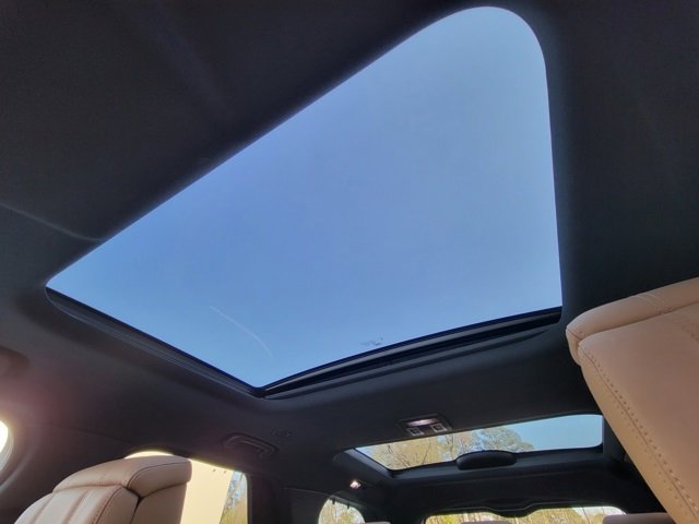 Used 2025 Land Rover Discovery Dynamic SE image 40